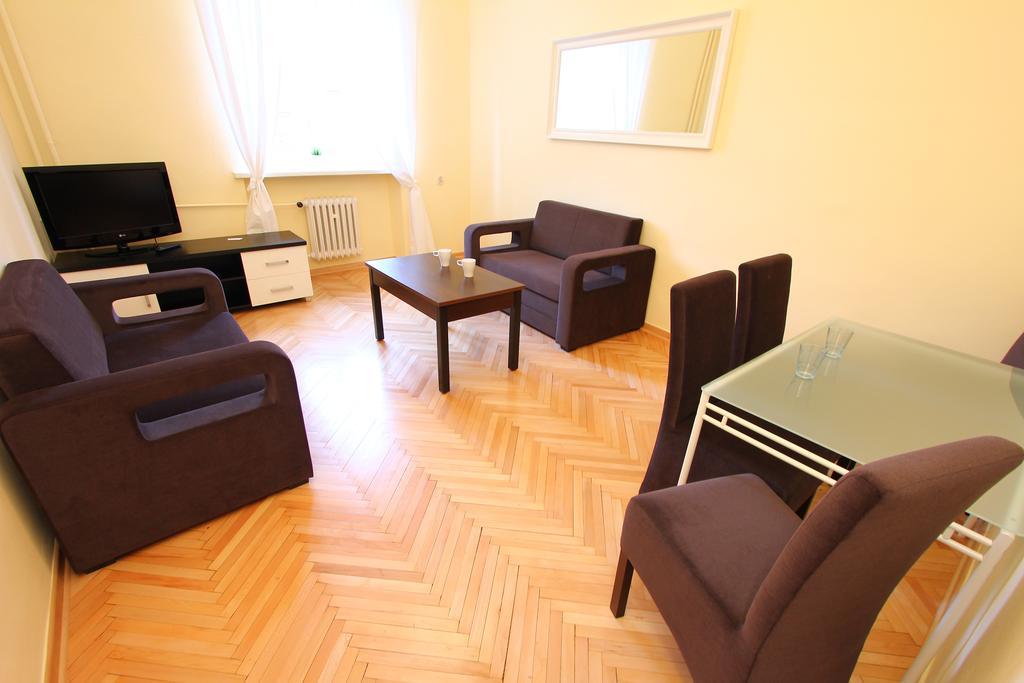 Capital Apartments - Centrum - Pokorna วอร์ซอ ภายนอก รูปภาพ