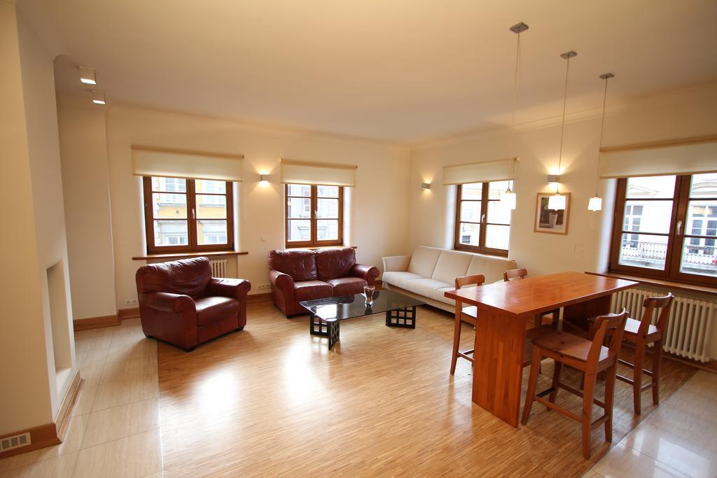 Capital Apartments - Centrum - Pokorna วอร์ซอ ภายนอก รูปภาพ
