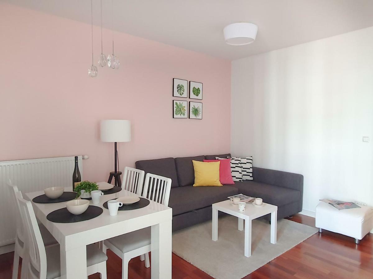 Capital Apartments - Centrum - Pokorna วอร์ซอ ภายนอก รูปภาพ